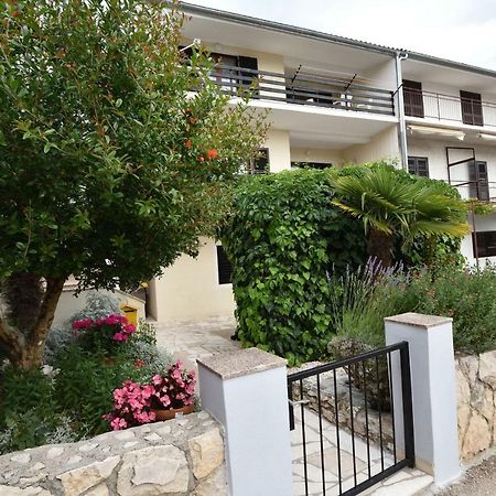 Apartment Zdravko Примоштен Экстерьер фото