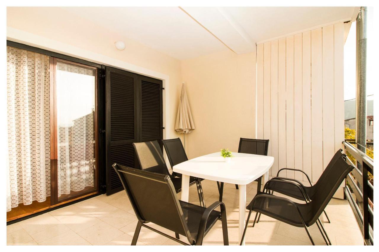 Apartment Zdravko Примоштен Экстерьер фото